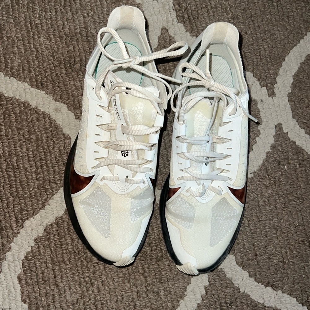 Nike Zoom Gravity